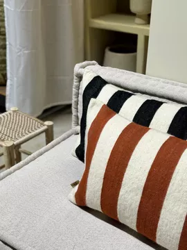 Image without description