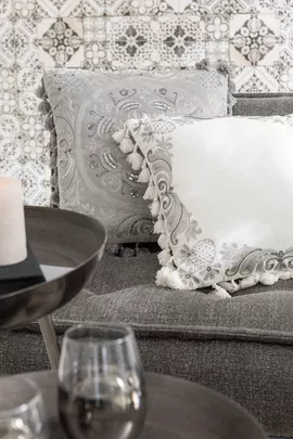 Image without description